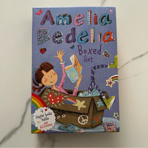 Like New - Amelia Bedelia set of 4 - Picture 2 of 7